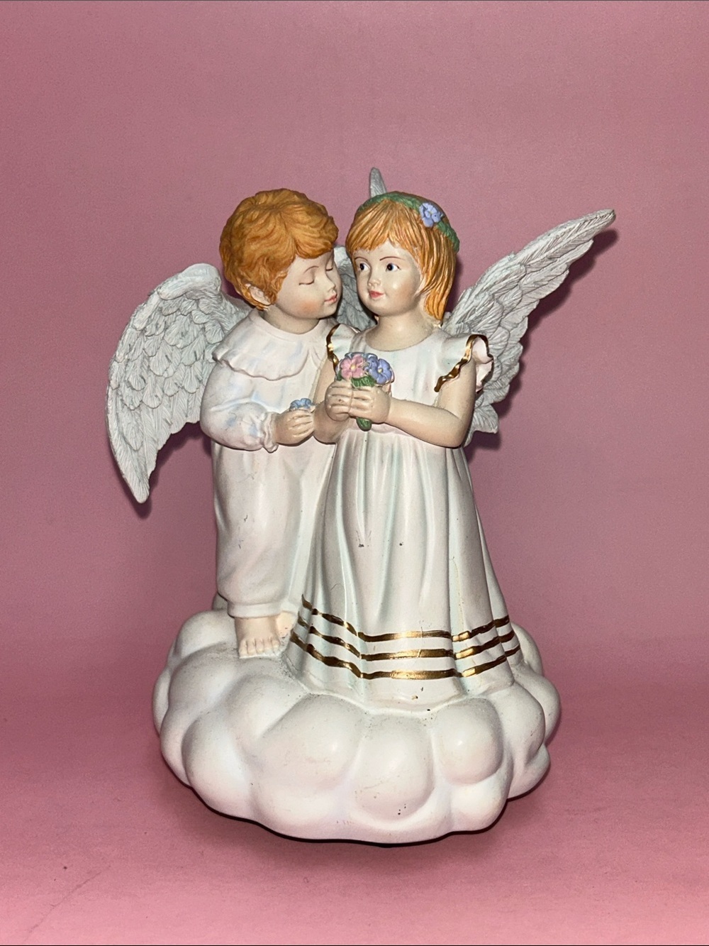 Angel musical Figurine first Kiss by Sandra Kuck 2013
